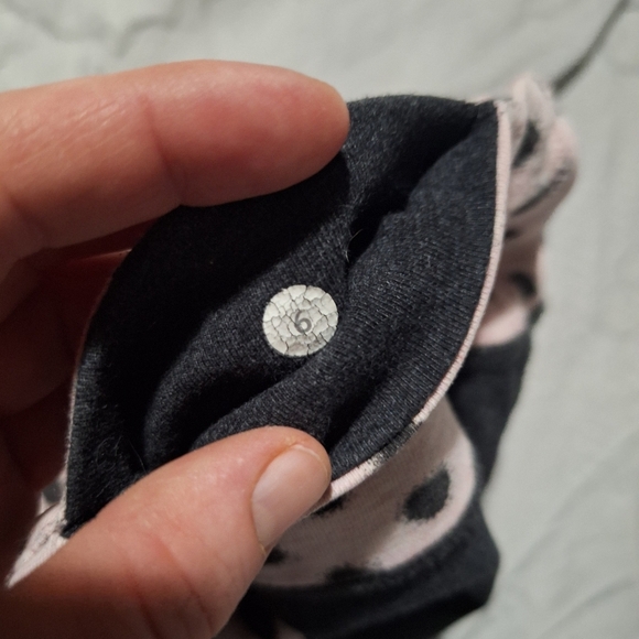 Lululemon Leggings Size 6 - Picture 3 of 3